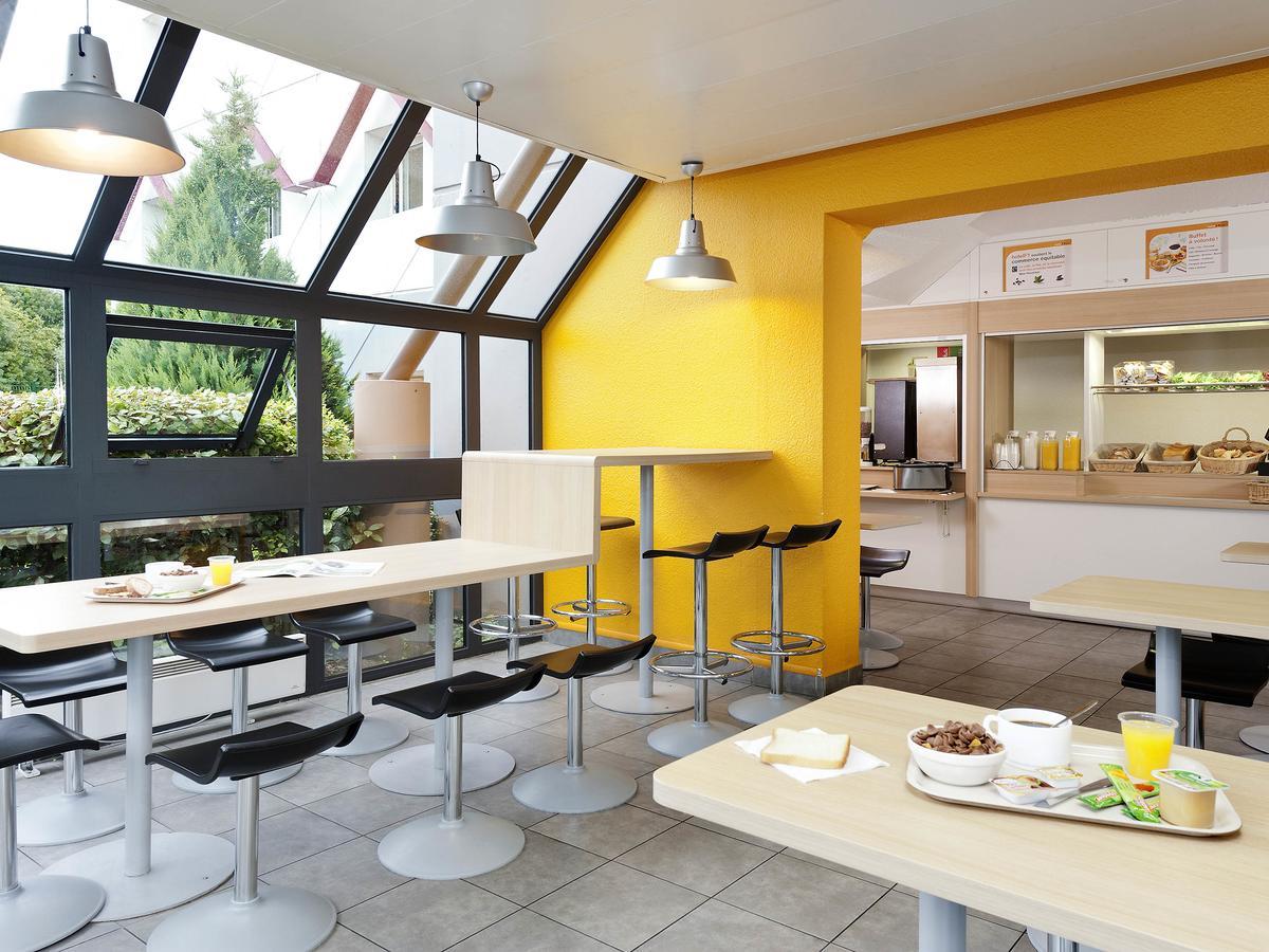 Hotelf1 Le Creusot Montchanin Gare Tgv エクステリア 写真